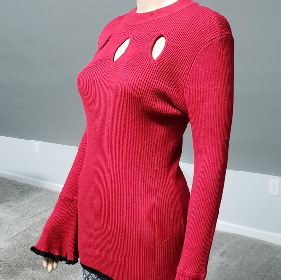 Candie's Sweater - Picture 3 of 5